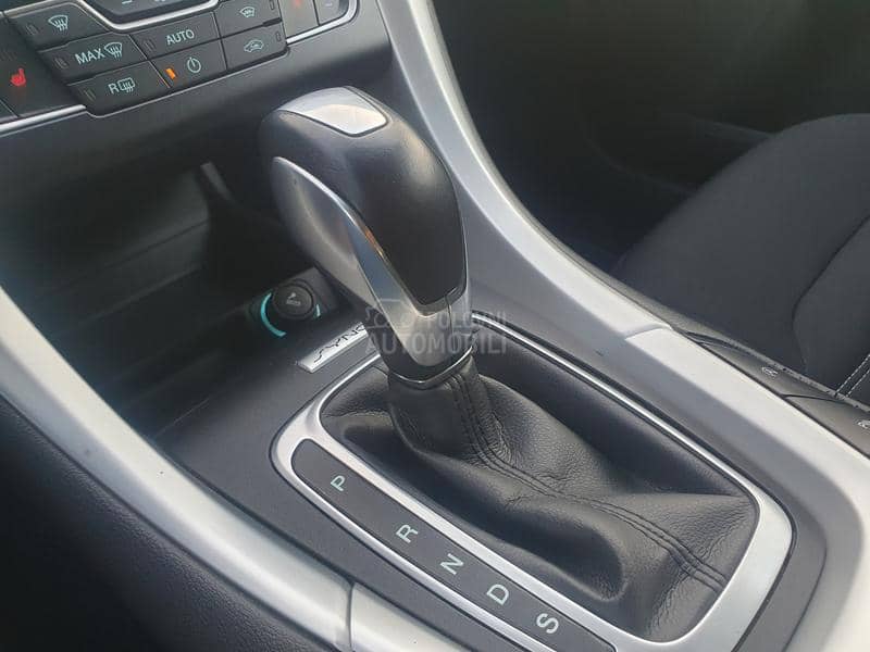 Ford Mondeo 2 0TDCI/NAV/LED