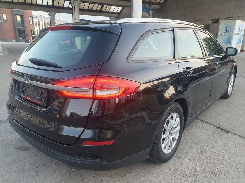 Ford Mondeo 2 0TDCI/NAV/LED