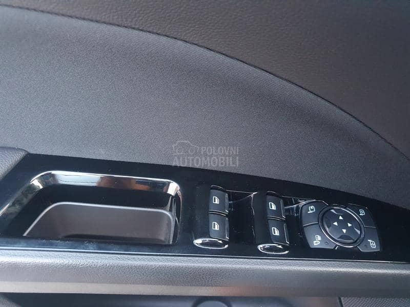 Ford Mondeo 2 0TDCI/NAV/LED