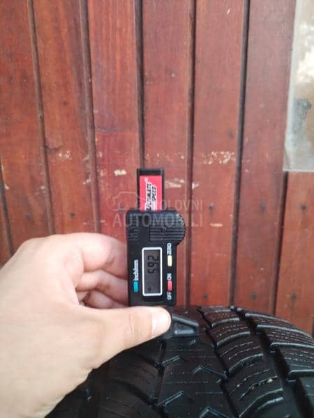 Sava 235/65 R17 Zimska