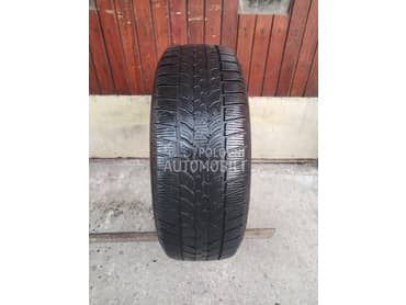 Sava 235/65 R17 Zimska