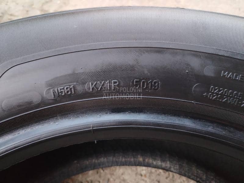 Sava 235/65 R17 Zimska