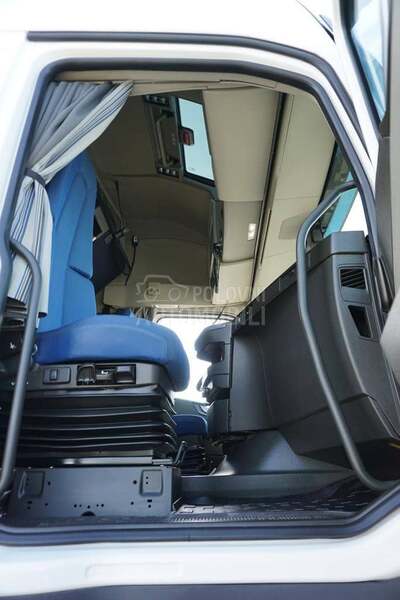 Volvo 500