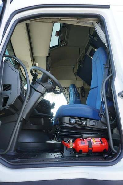 Volvo 500