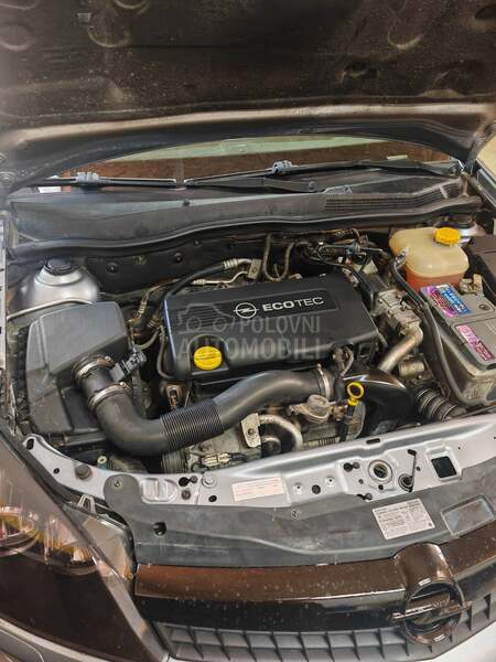 Opel Astra H GTC 1.7 cdti