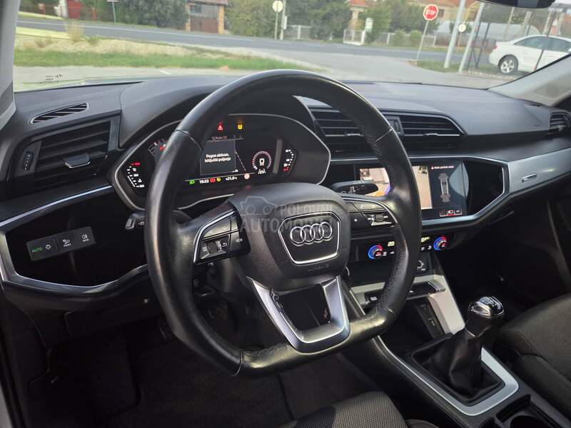 Audi Q3 SPORTBACK/S-LINE