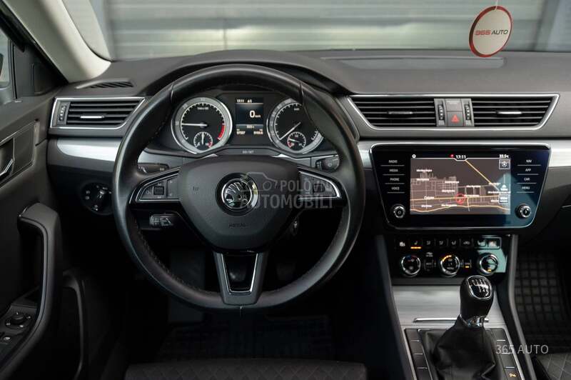 Škoda Superb AMBITION PLUS/ACC