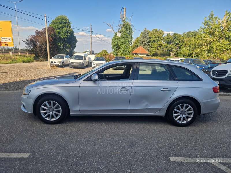 Audi A4 A K C I J A