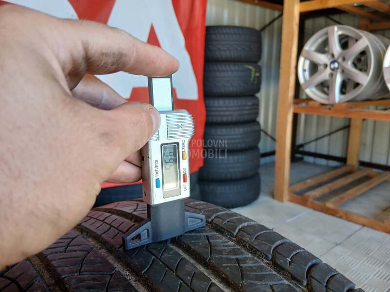 Michelin 235/55 R17 Letnja