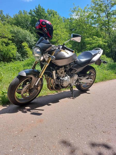 Honda cb 600 hornet