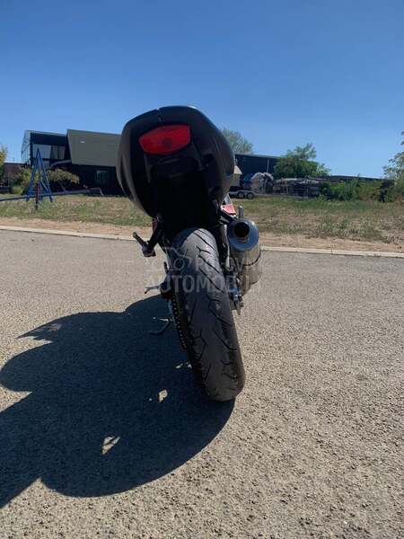 Hyosung 650r