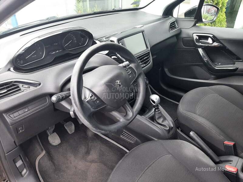 Peugeot 208 Van
