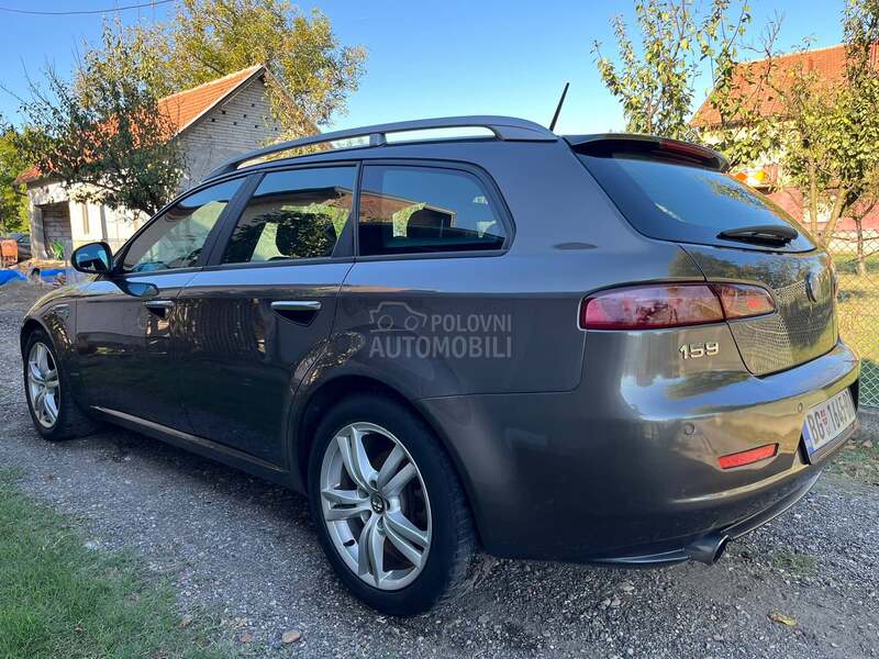 Alfa Romeo 159 