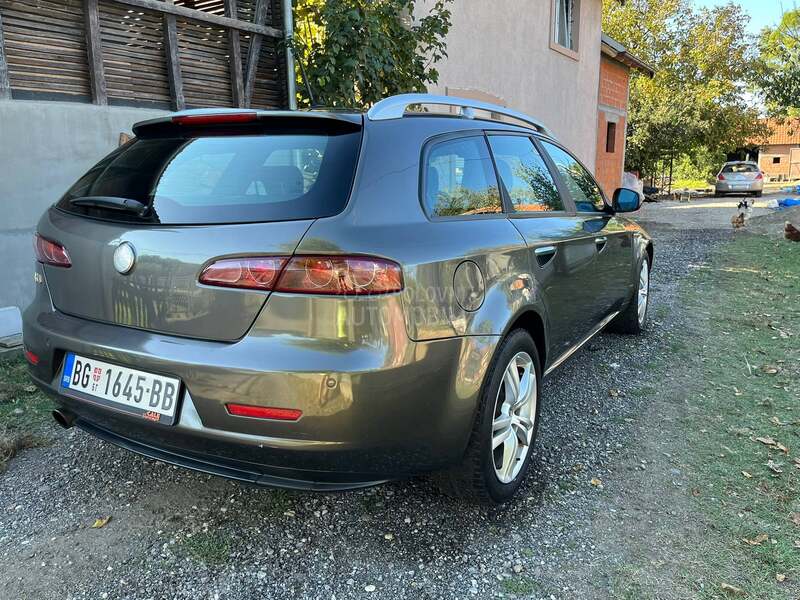 Alfa Romeo 159 