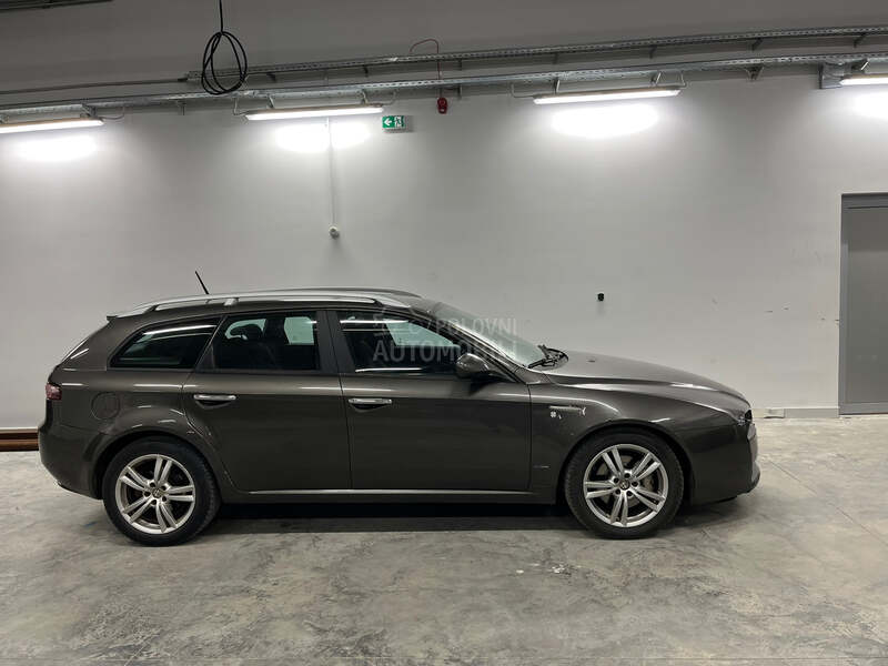 Alfa Romeo 159 