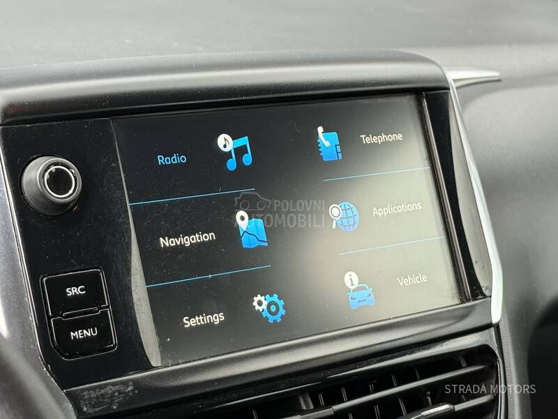 Peugeot 208 1.6 BLUE HDI NAVY