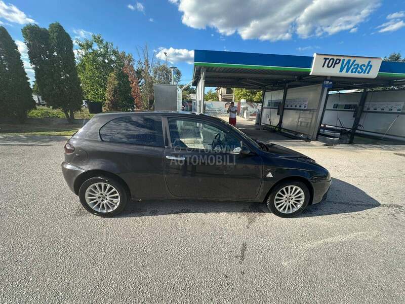 Alfa Romeo 147 