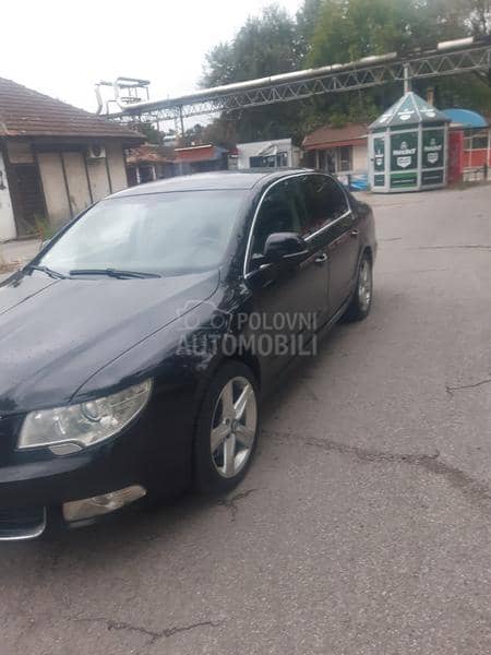 Škoda Superb 