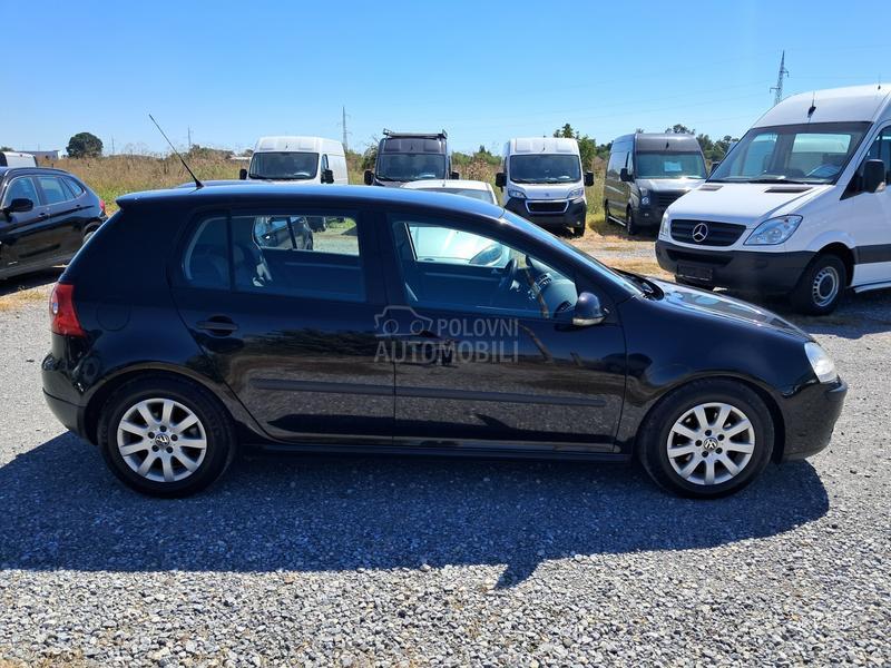 Volkswagen Golf 5 1.9 TDI/BLUEMOTION