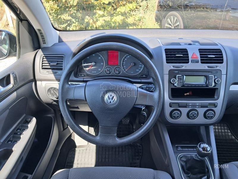 Volkswagen Golf 5 1.9 TDI/BLUEMOTION