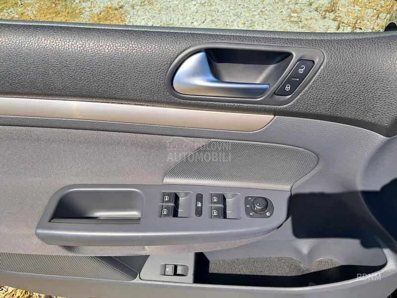 Volkswagen Golf 5 1.9 TDI/BLUEMOTION