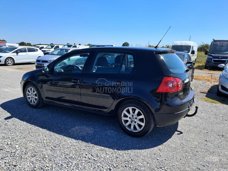 Volkswagen Golf 5 1.9 TDI/BLUEMOTION
