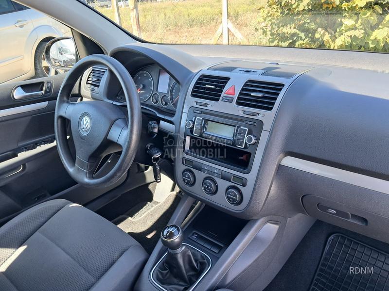 Volkswagen Golf 5 1.9 TDI/BLUEMOTION