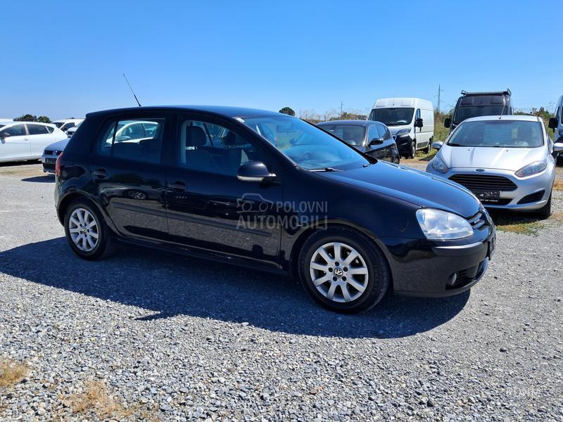 Volkswagen Golf 5 1.9 TDI/BLUEMOTION