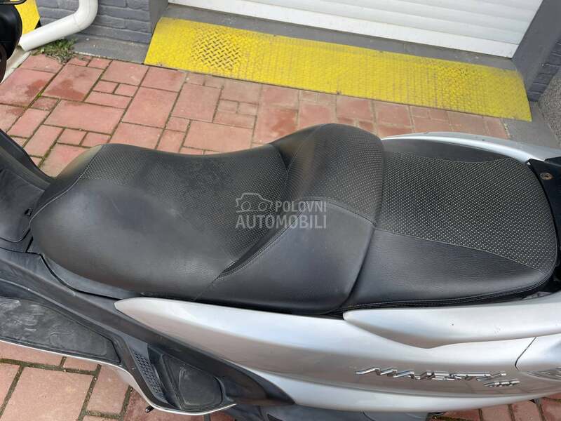 Yamaha Majesty YP400A