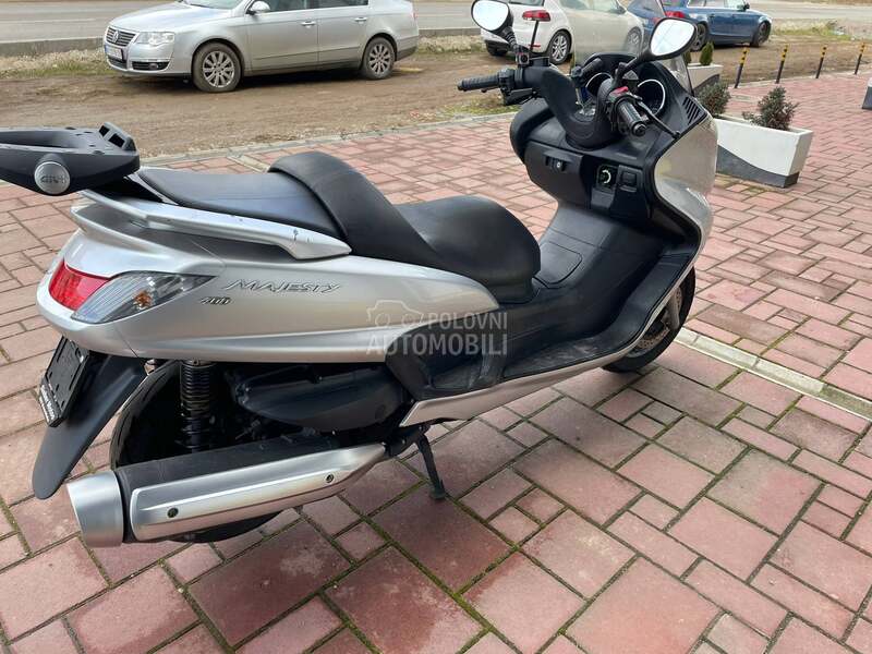 Yamaha Majesty YP400A