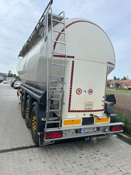 Feldbinder Silo visekomorna
