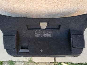 Tapacir gepek vrata za Audi A4 od 2007. do 2015. god.