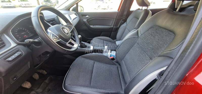 Renault Captur TECHNO 140
