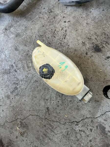 posuda za vodu opel vivaro