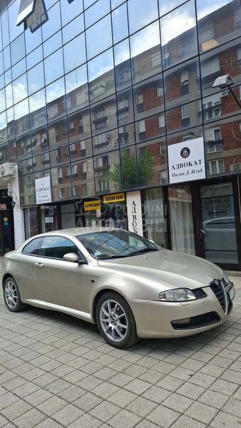 Alfa Romeo GT 
