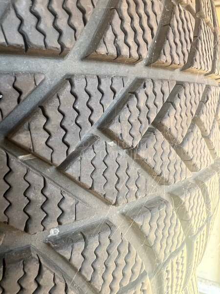 Bridgestone 265/45 R20 Zimska