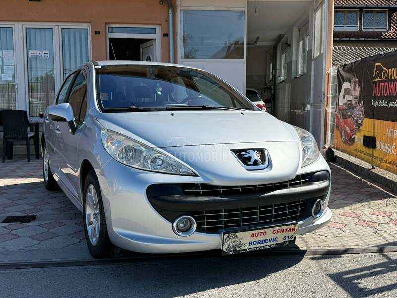 Peugeot 207 1.4 B pezo motor T0P