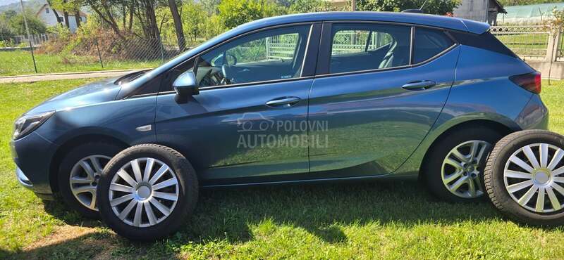 Opel Astra K 1.0