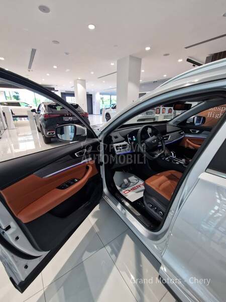 Chery Tiggo 8 1.6 T-GDI  NOBLE