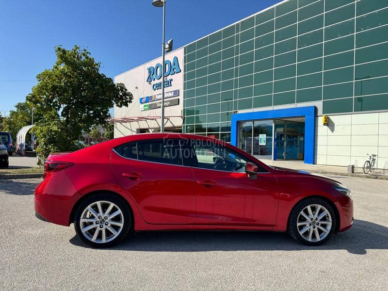 Mazda 3 1.5 SKYACTIV AUT
