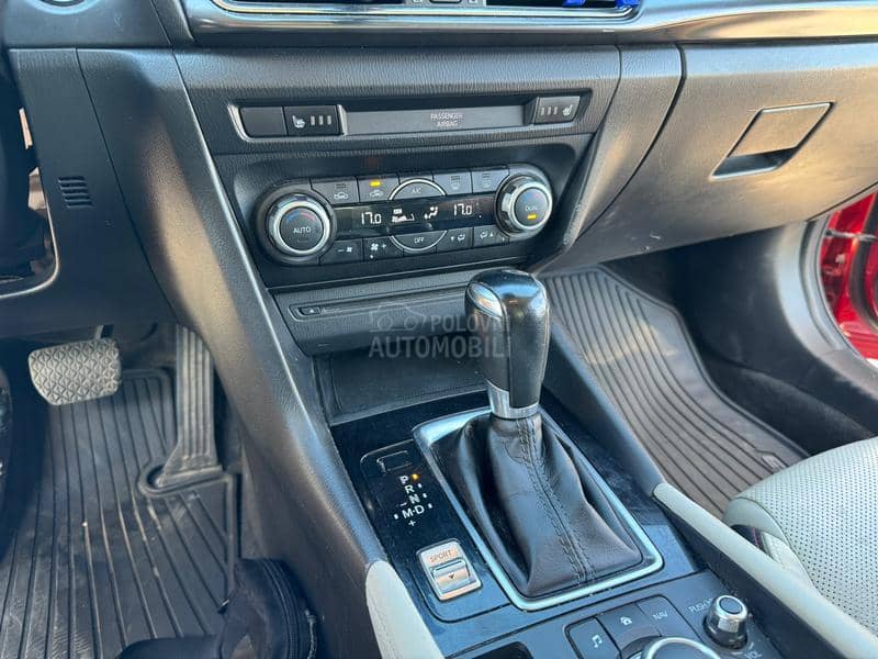 Mazda 3 1.5 SKYACTIV AUT