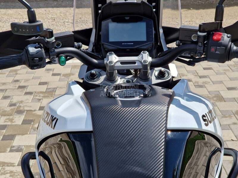 Suzuki V Strom 1050