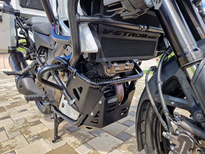 Suzuki V Strom 1050