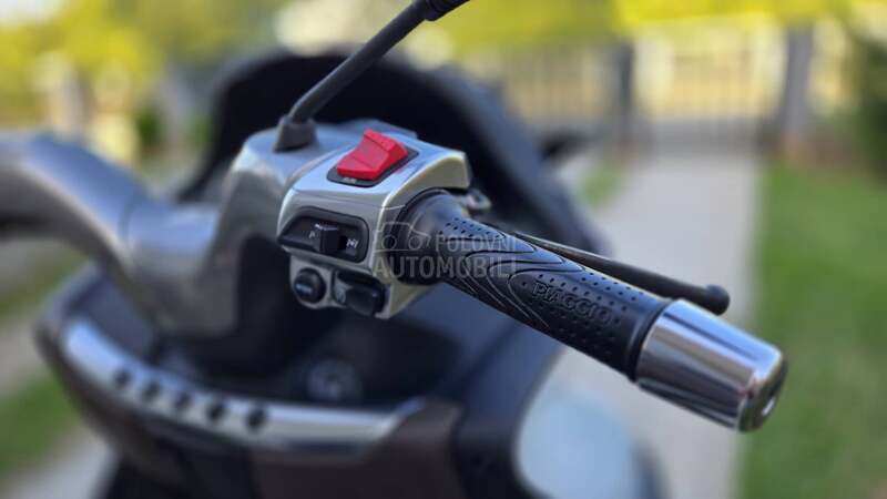 Piaggio Mp3 B Kat