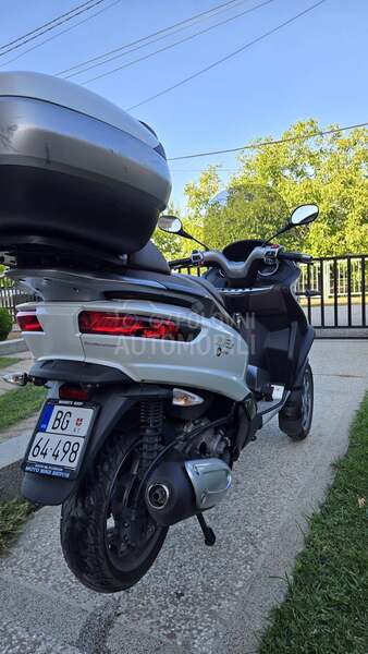 Piaggio Mp3 B Kat
