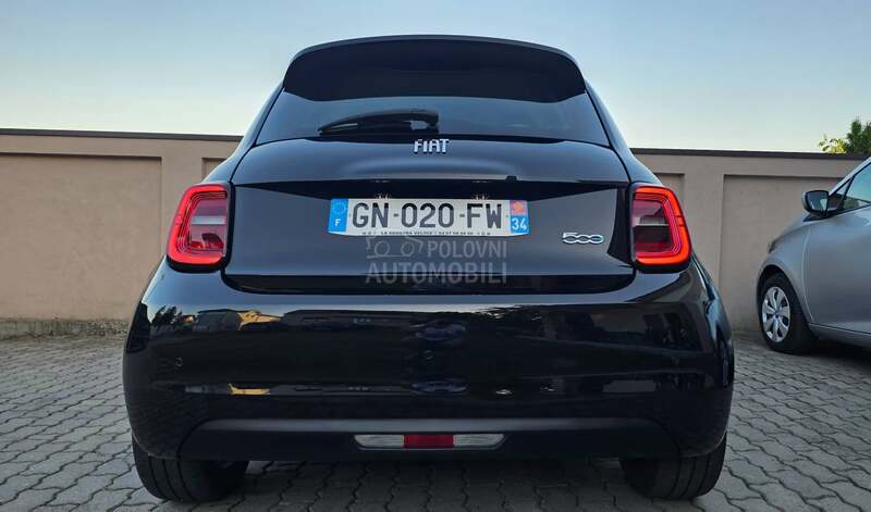 Fiat 500e La prima