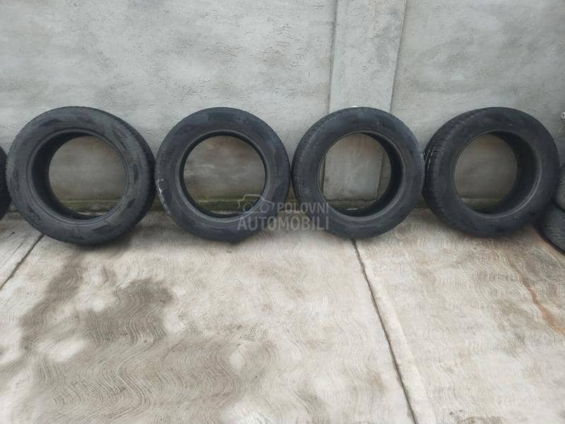 Ostalo 225/60 R17 Zimska