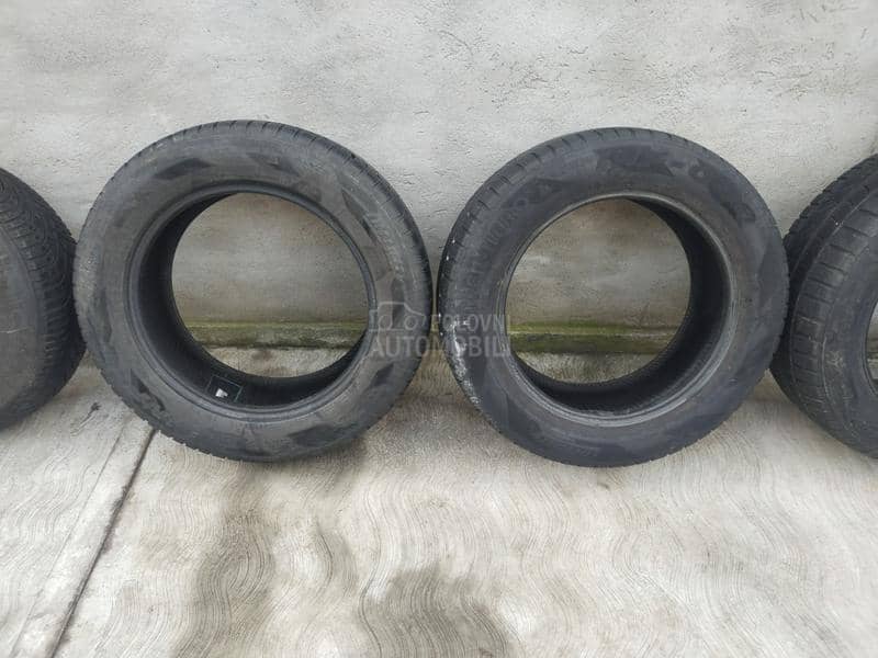 Ostalo 225/60 R17 Zimska
