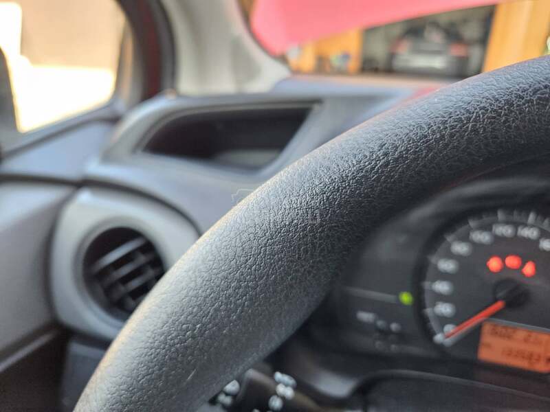 Toyota Yaris 130.ooo ALU TOOP