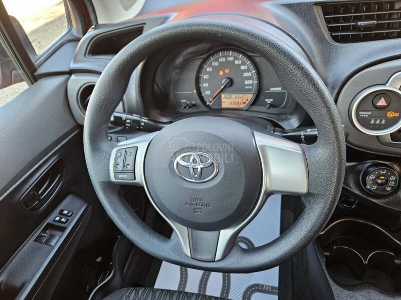 Toyota Yaris 130.ooo ALU TOOP